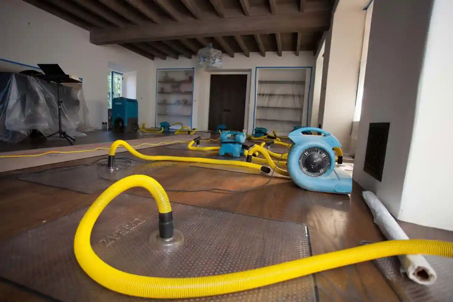WDR PRO’s - Water Damage Restoration Service